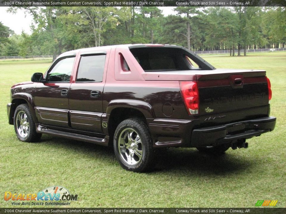 2004 Chevrolet Avalanche Southern Comfort Conversion Sport Red Metallic / Dark Charcoal Photo #7