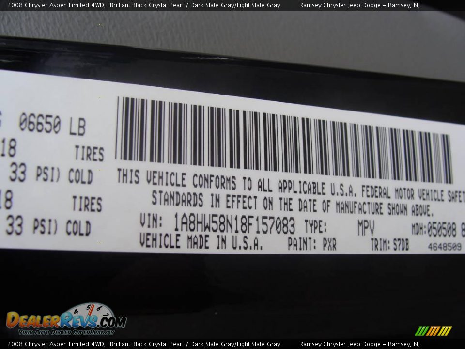2008 Chrysler Aspen Limited 4WD Brilliant Black Crystal Pearl / Dark Slate Gray/Light Slate Gray Photo #16