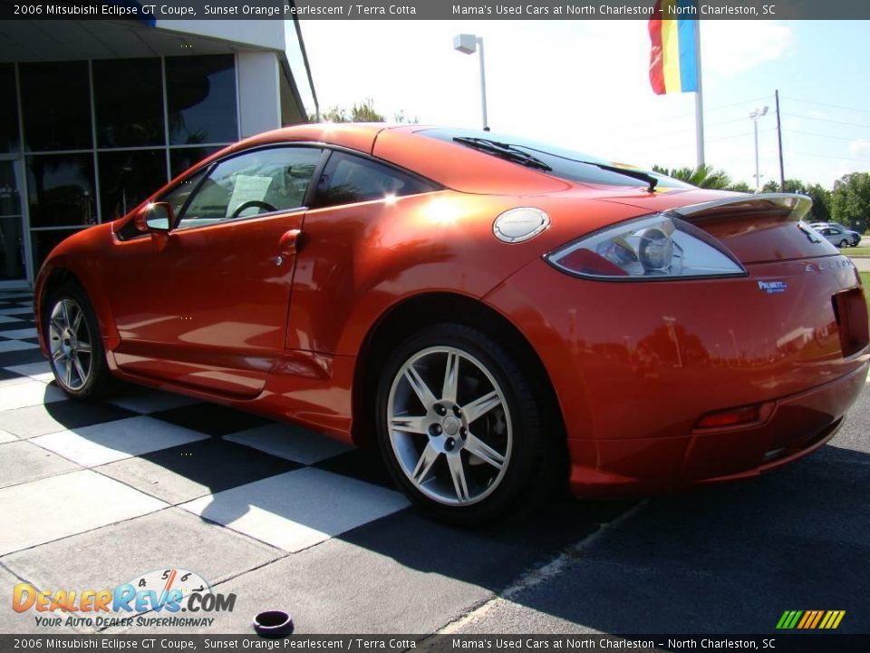 2006 Mitsubishi Eclipse GT Coupe Sunset Orange Pearlescent / Terra Cotta Photo #8