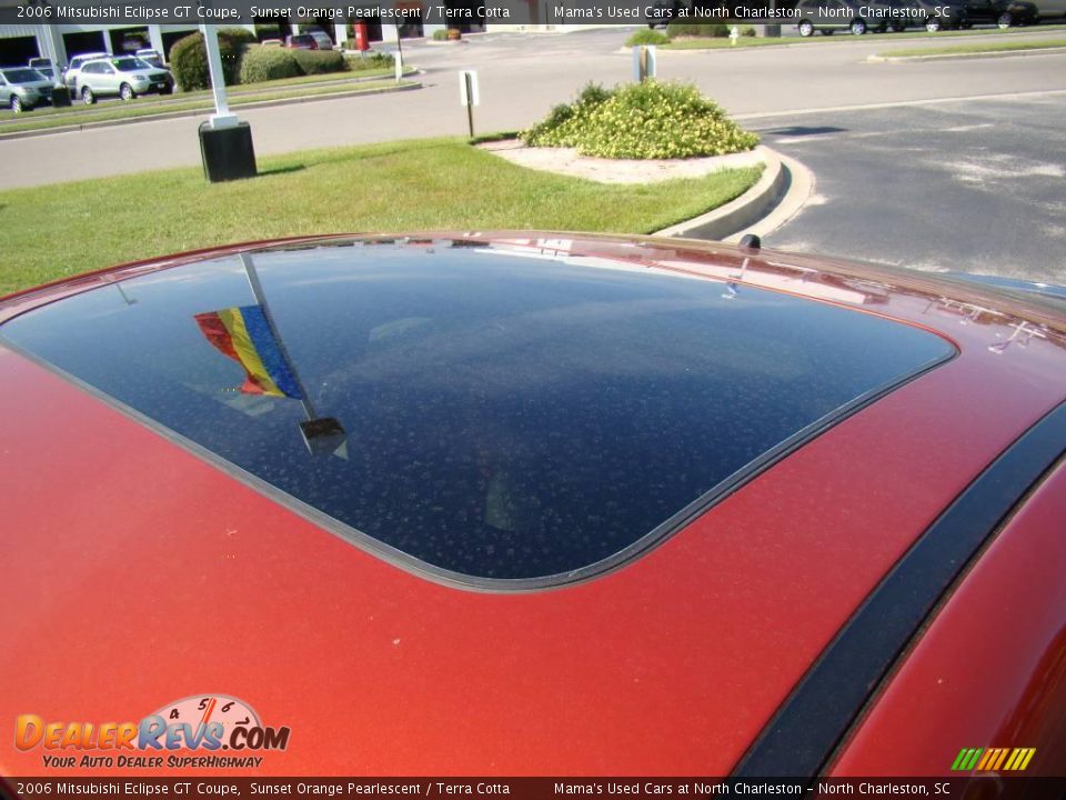 2006 Mitsubishi Eclipse GT Coupe Sunset Orange Pearlescent / Terra Cotta Photo #23