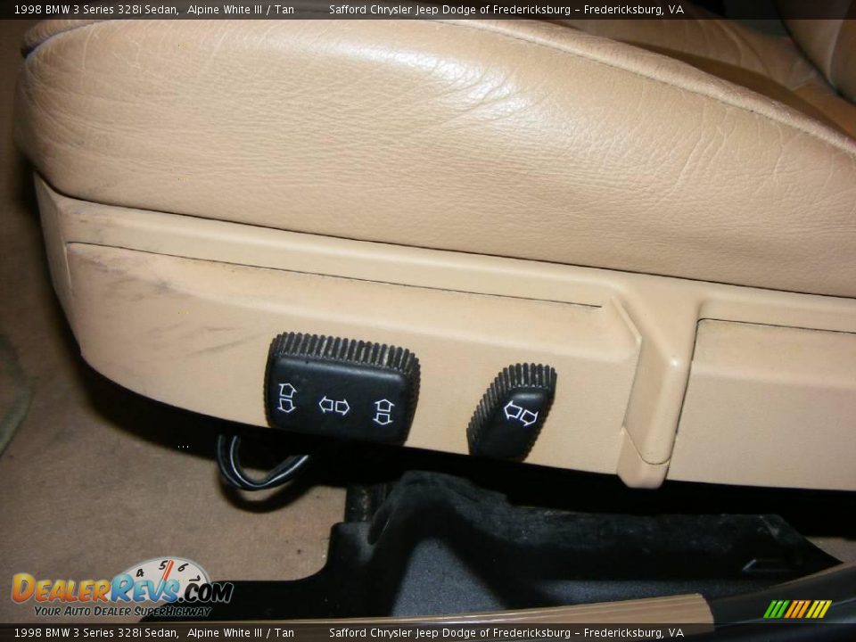 1998 BMW 3 Series 328i Sedan Alpine White III / Tan Photo #27