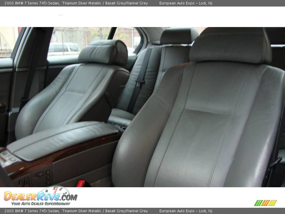 2003 BMW 7 Series 745i Sedan Titanium Silver Metallic / Basalt Grey/Flannel Grey Photo #9