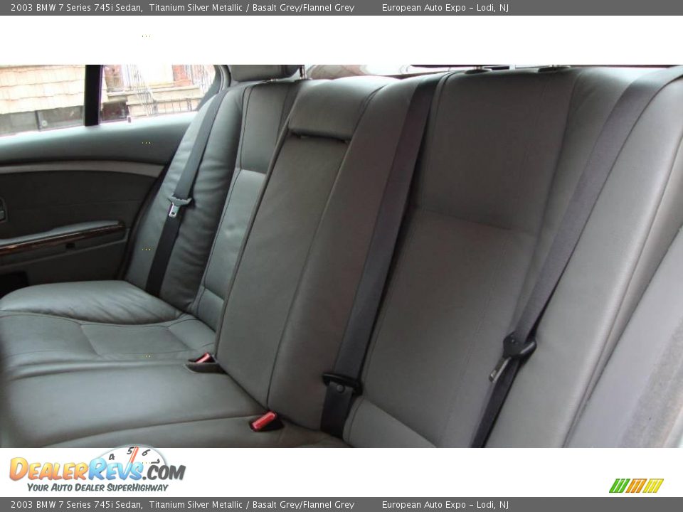 2003 BMW 7 Series 745i Sedan Titanium Silver Metallic / Basalt Grey/Flannel Grey Photo #11