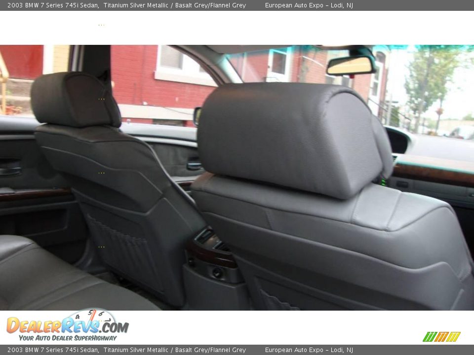 2003 BMW 7 Series 745i Sedan Titanium Silver Metallic / Basalt Grey/Flannel Grey Photo #12