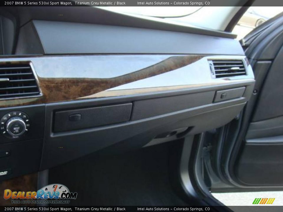 2007 BMW 5 Series 530xi Sport Wagon Titanium Grey Metallic / Black Photo #33