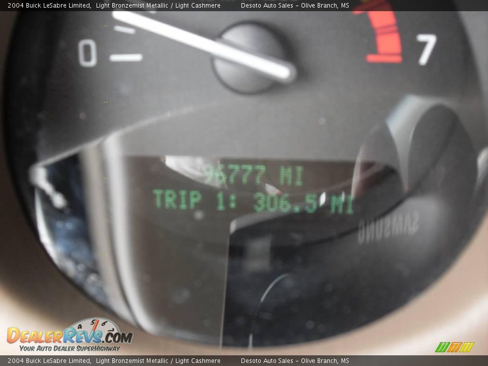 2004 Buick LeSabre Limited Light Bronzemist Metallic / Light Cashmere Photo #9
