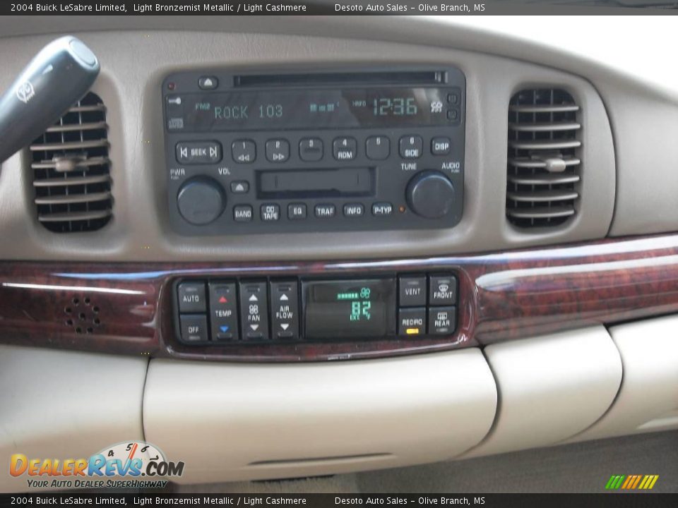 2004 Buick LeSabre Limited Light Bronzemist Metallic / Light Cashmere Photo #12