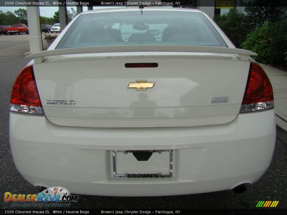 2006 Chevrolet Impala SS White / Neutral Beige Photo #5