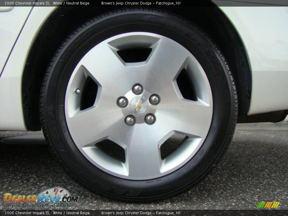 2006 Chevrolet Impala SS White / Neutral Beige Photo #6