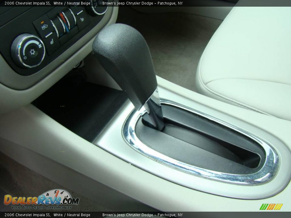 2006 Chevrolet Impala SS White / Neutral Beige Photo #14