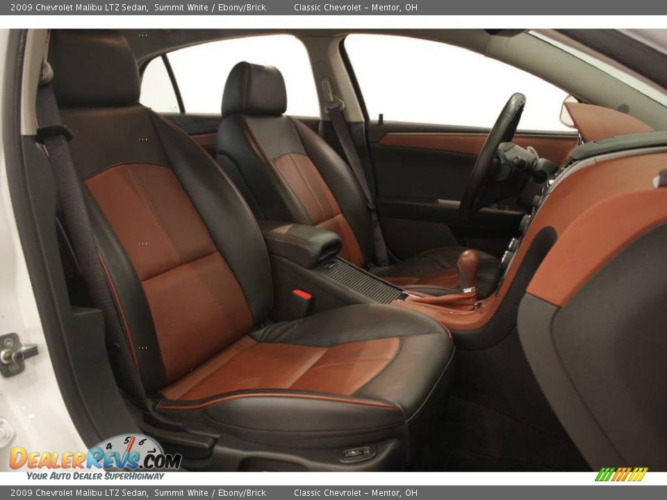 2009 Chevrolet Malibu LTZ Sedan Summit White / Ebony/Brick Photo #14
