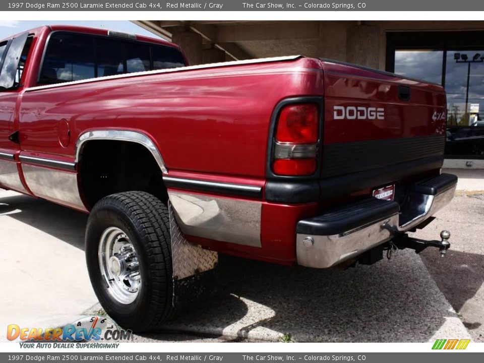 1997 Dodge Ram 2500 Laramie Extended Cab 4x4 Red Metallic / Gray Photo #16