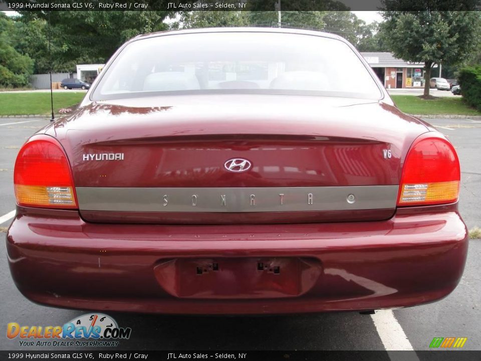 1999 Hyundai Sonata GLS V6 Ruby Red / Gray Photo #4