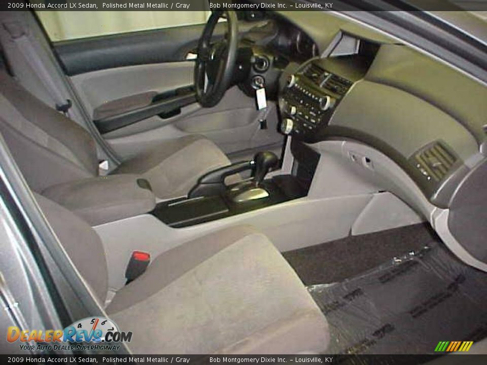 2009 Honda Accord LX Sedan Polished Metal Metallic / Gray Photo #16
