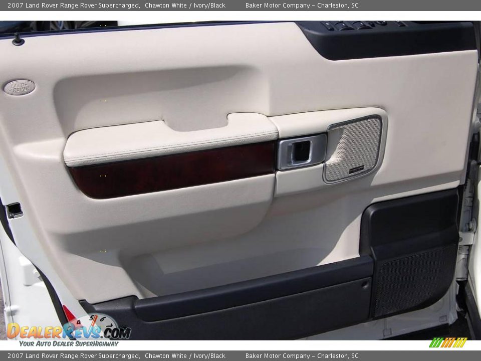 2007 Land Rover Range Rover Supercharged Chawton White / Ivory/Black Photo #8