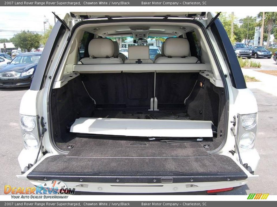 2007 Land Rover Range Rover Supercharged Chawton White / Ivory/Black Photo #11