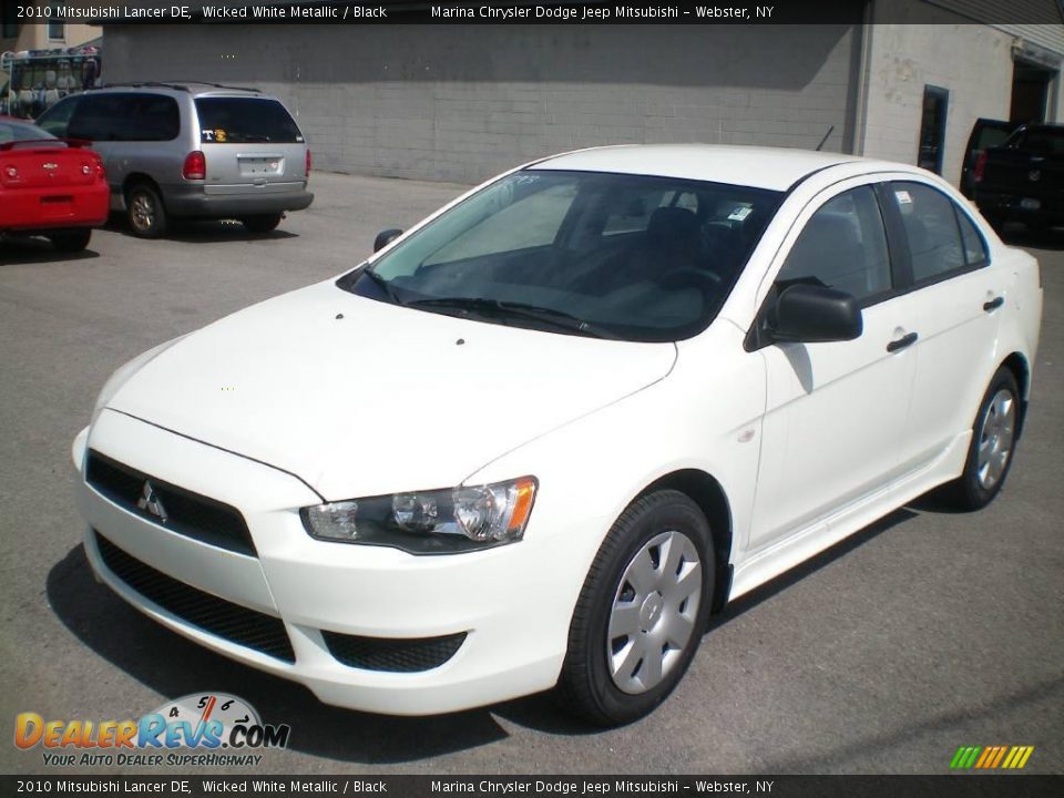 2010 Mitsubishi Lancer DE Wicked White Metallic / Black Photo #1