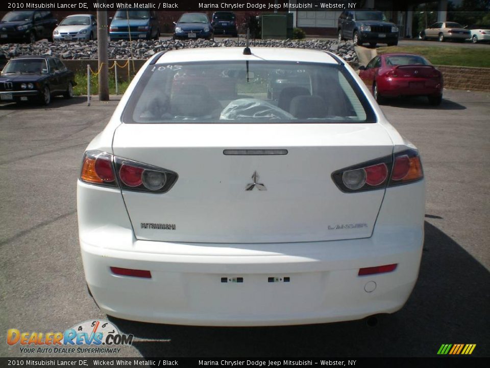 2010 Mitsubishi Lancer DE Wicked White Metallic / Black Photo #8