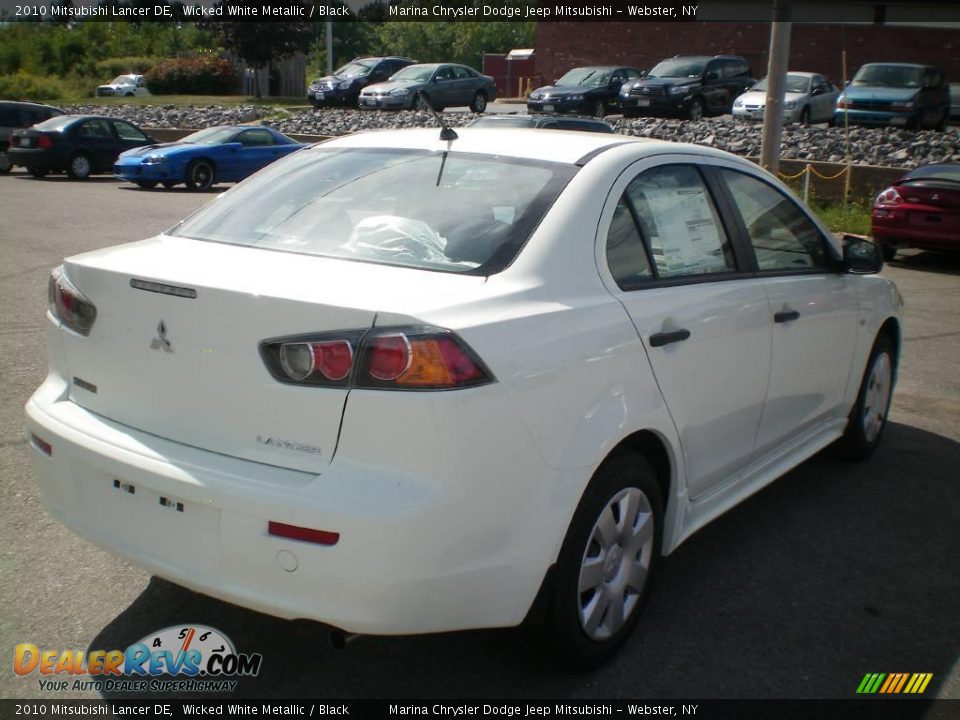 2010 Mitsubishi Lancer DE Wicked White Metallic / Black Photo #9