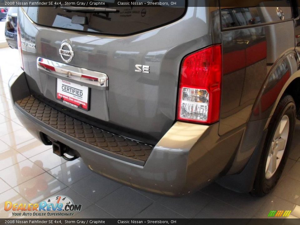 2008 Nissan Pathfinder SE 4x4 Storm Gray / Graphite Photo #10