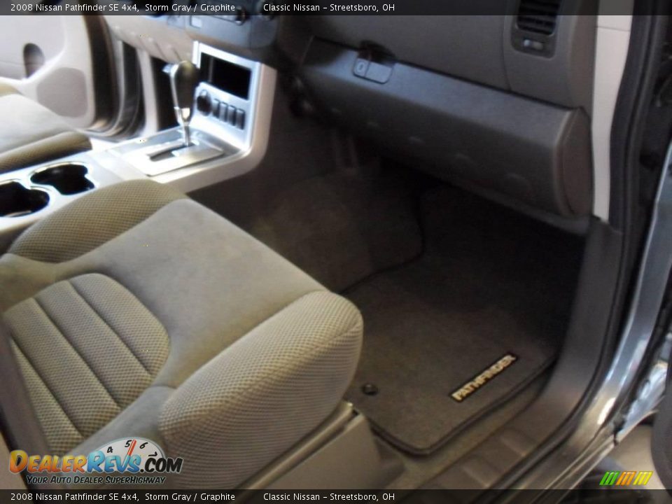 2008 Nissan Pathfinder SE 4x4 Storm Gray / Graphite Photo #17