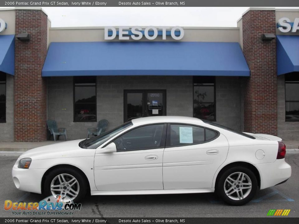 2006 Pontiac Grand Prix GT Sedan Ivory White / Ebony Photo #1