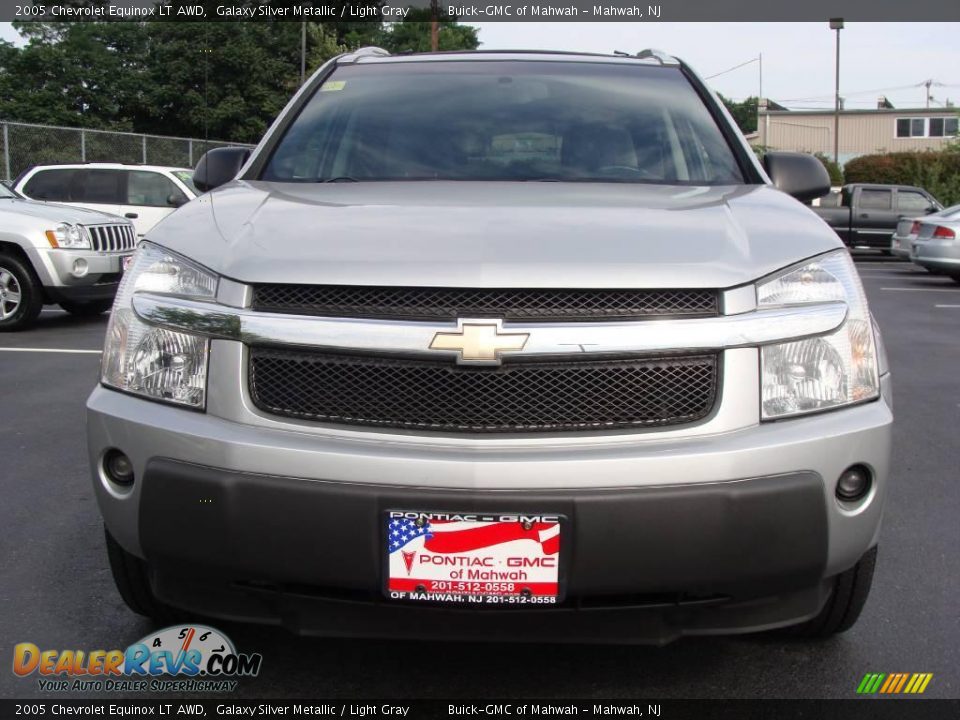 2005 Chevrolet Equinox LT AWD Galaxy Silver Metallic / Light Gray Photo #2