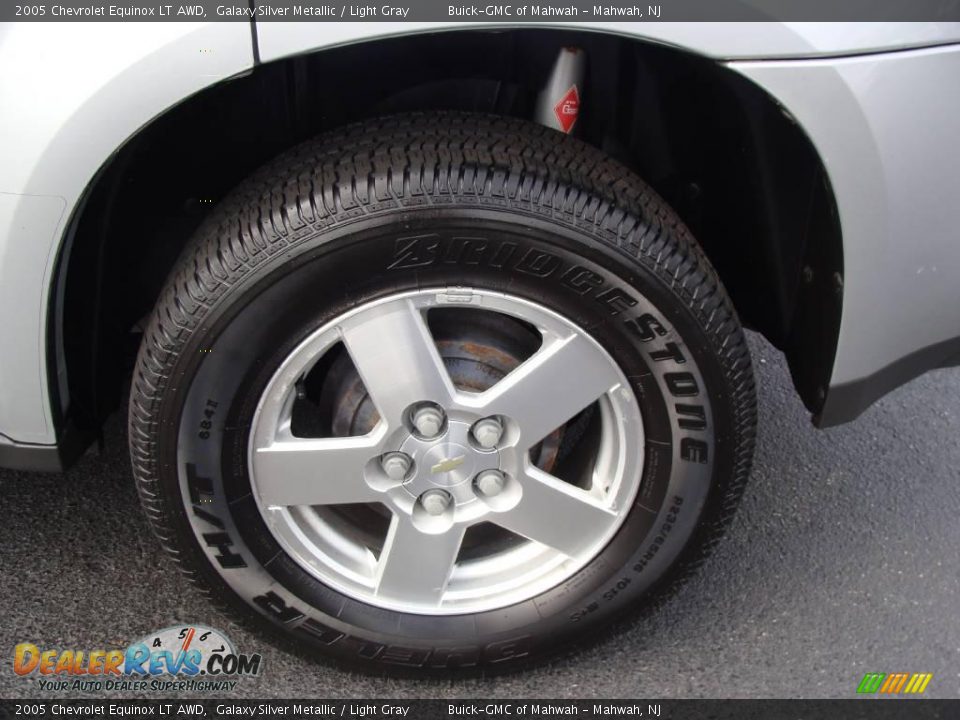 2005 Chevrolet Equinox LT AWD Galaxy Silver Metallic / Light Gray Photo #9