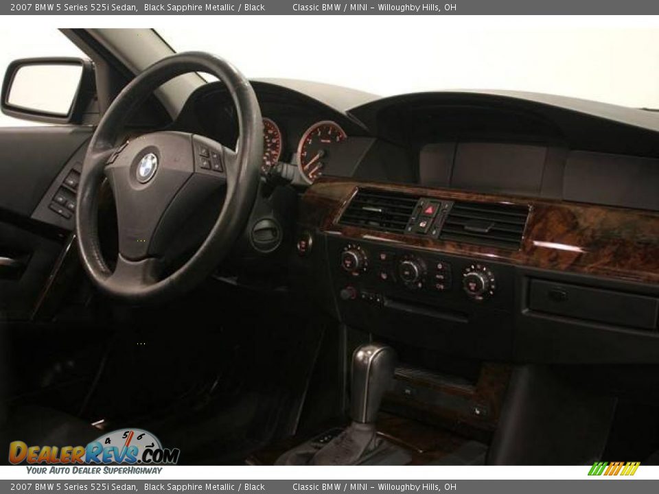 2007 BMW 5 Series 525i Sedan Black Sapphire Metallic / Black Photo #18
