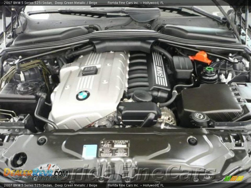 2007 BMW 5 Series 525i Sedan Deep Green Metallic / Beige Photo #9