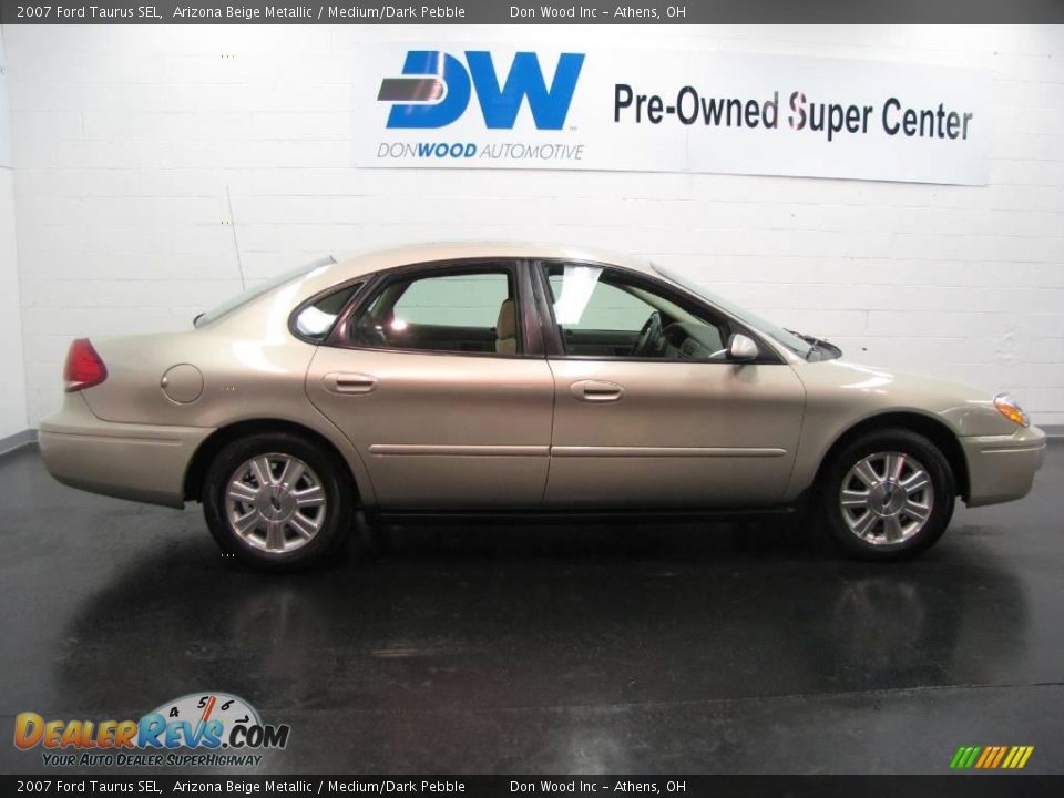 2007 Ford Taurus SEL Arizona Beige Metallic / Medium/Dark Pebble Photo #6