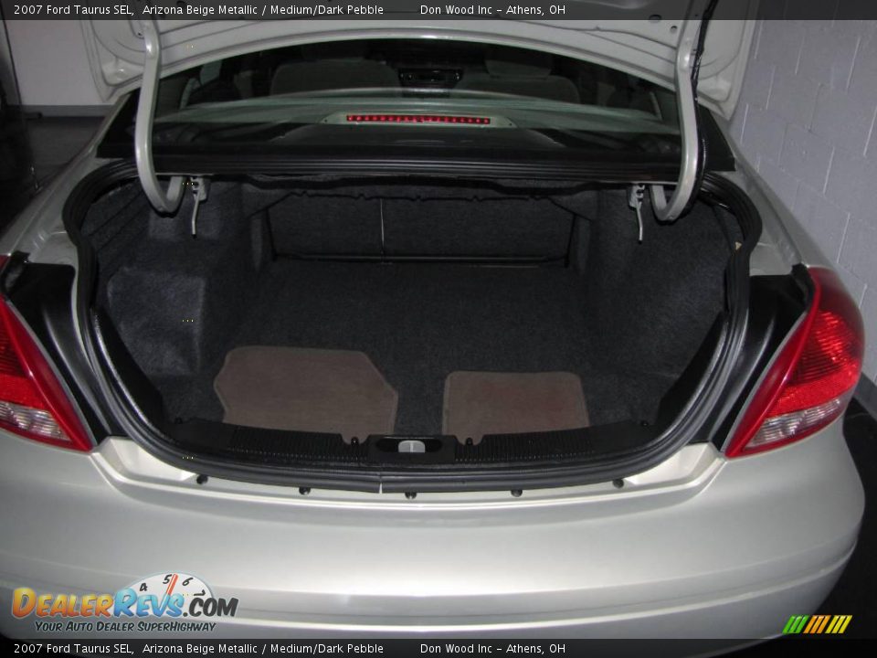 2007 Ford Taurus SEL Arizona Beige Metallic / Medium/Dark Pebble Photo #20