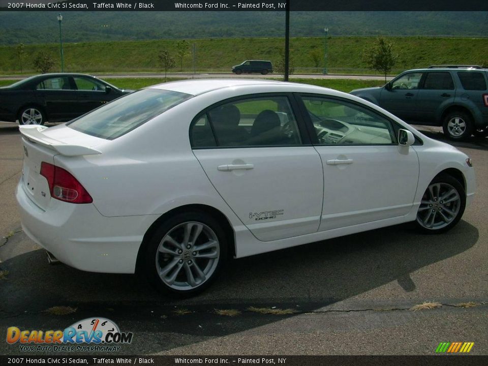 2007 White honda civic si sedan #2