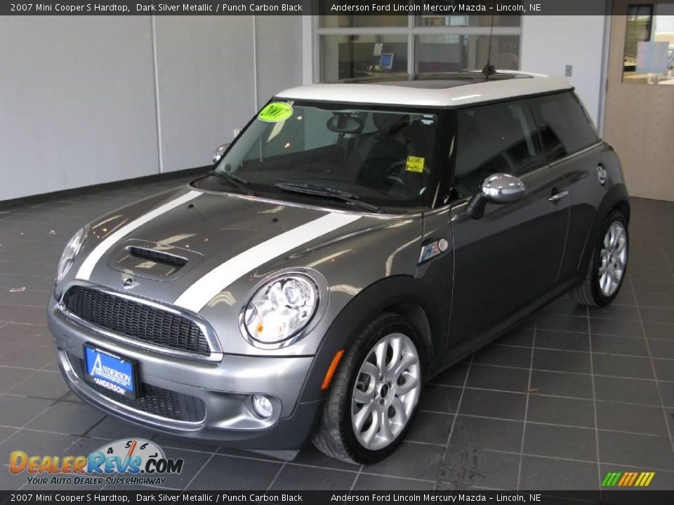 2007 Mini Cooper S Hardtop Dark Silver Metallic / Punch Carbon Black Photo #6