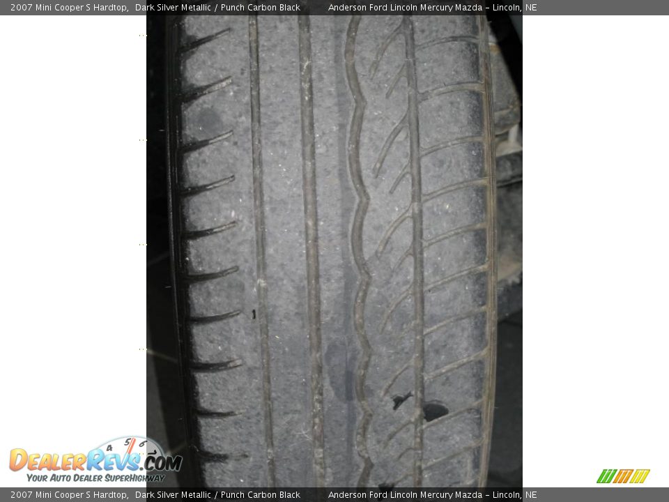 2007 Mini Cooper S Hardtop Dark Silver Metallic / Punch Carbon Black Photo #14
