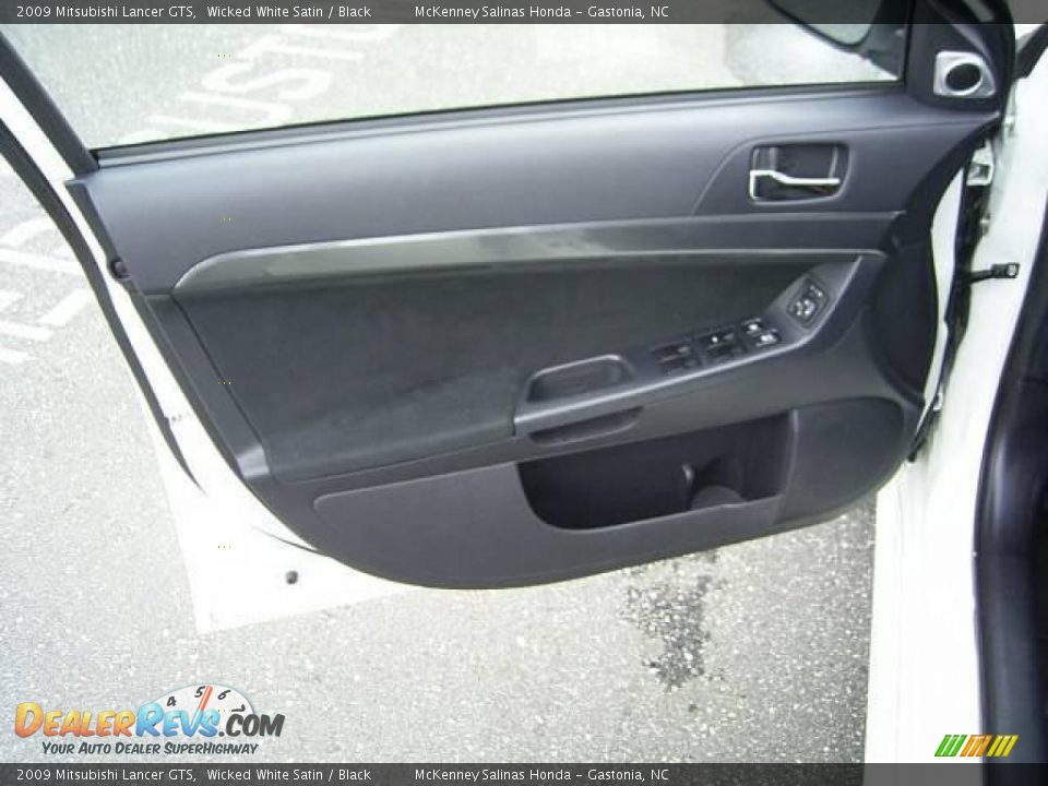 2009 Mitsubishi Lancer GTS Wicked White Satin / Black Photo #7
