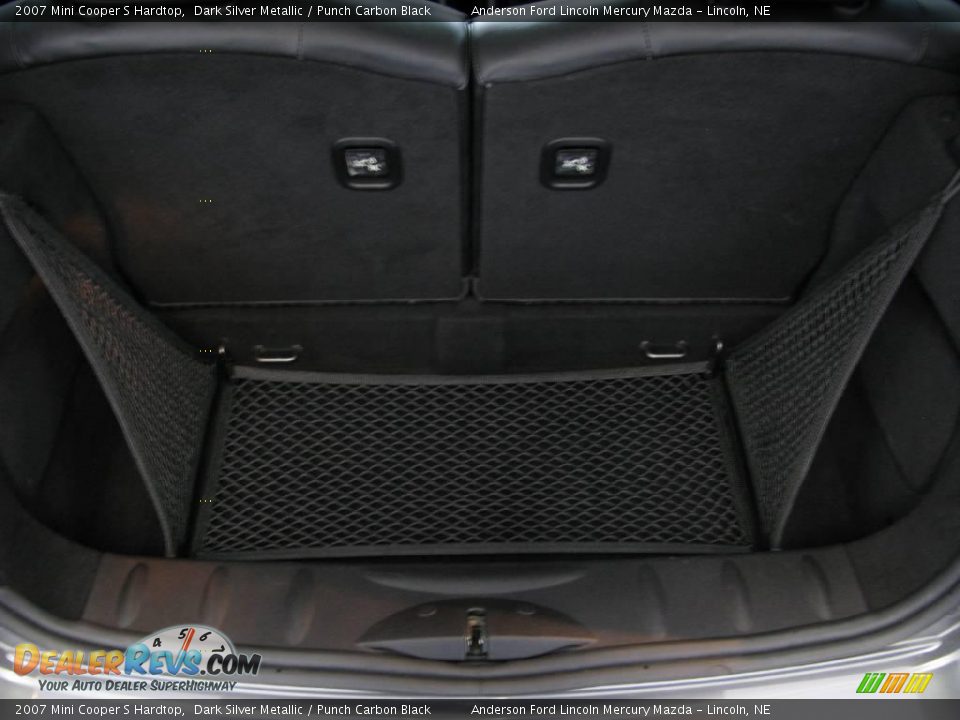 2007 Mini Cooper S Hardtop Dark Silver Metallic / Punch Carbon Black Photo #36