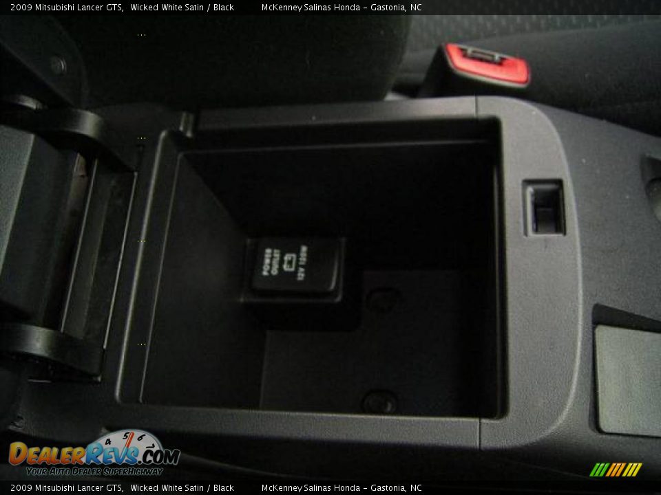 2009 Mitsubishi Lancer GTS Wicked White Satin / Black Photo #19