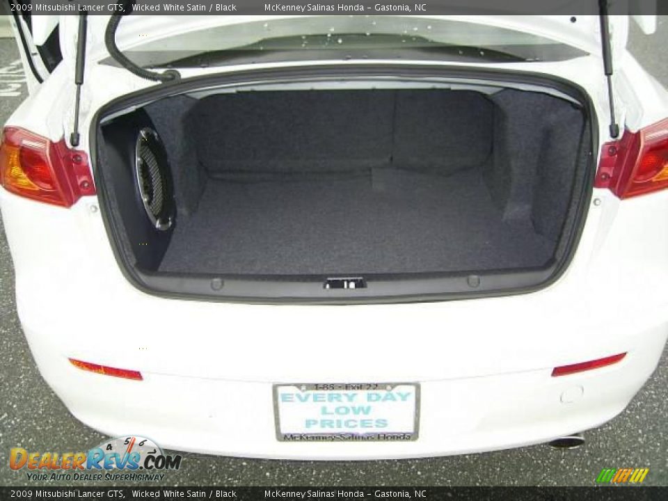 2009 Mitsubishi Lancer GTS Wicked White Satin / Black Photo #34