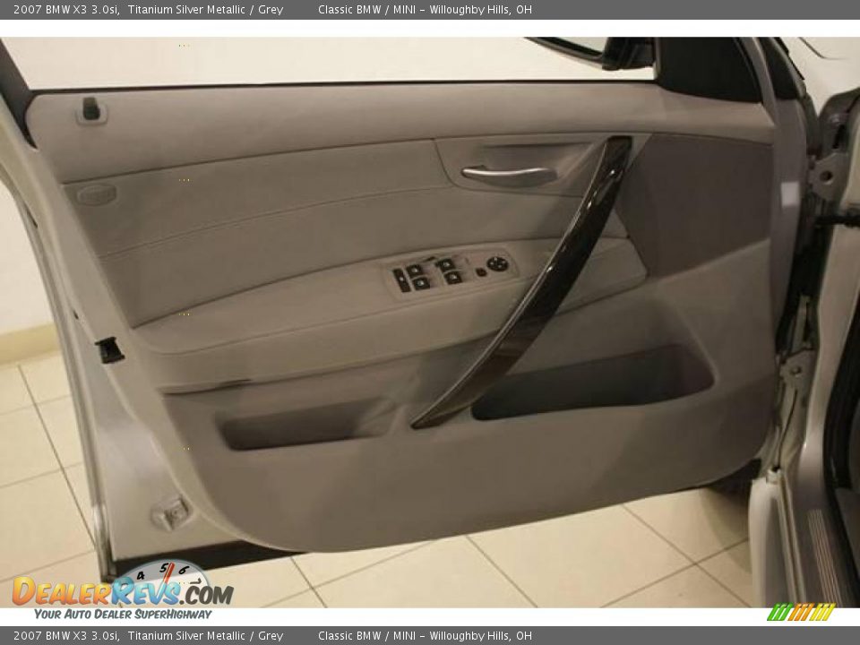 2007 BMW X3 3.0si Titanium Silver Metallic / Grey Photo #8