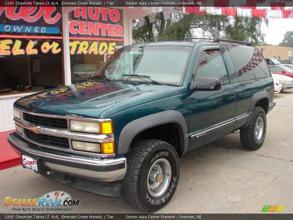 1995 Chevrolet Tahoe LT 4x4 Emerald Green Metallic / Tan Photo #7