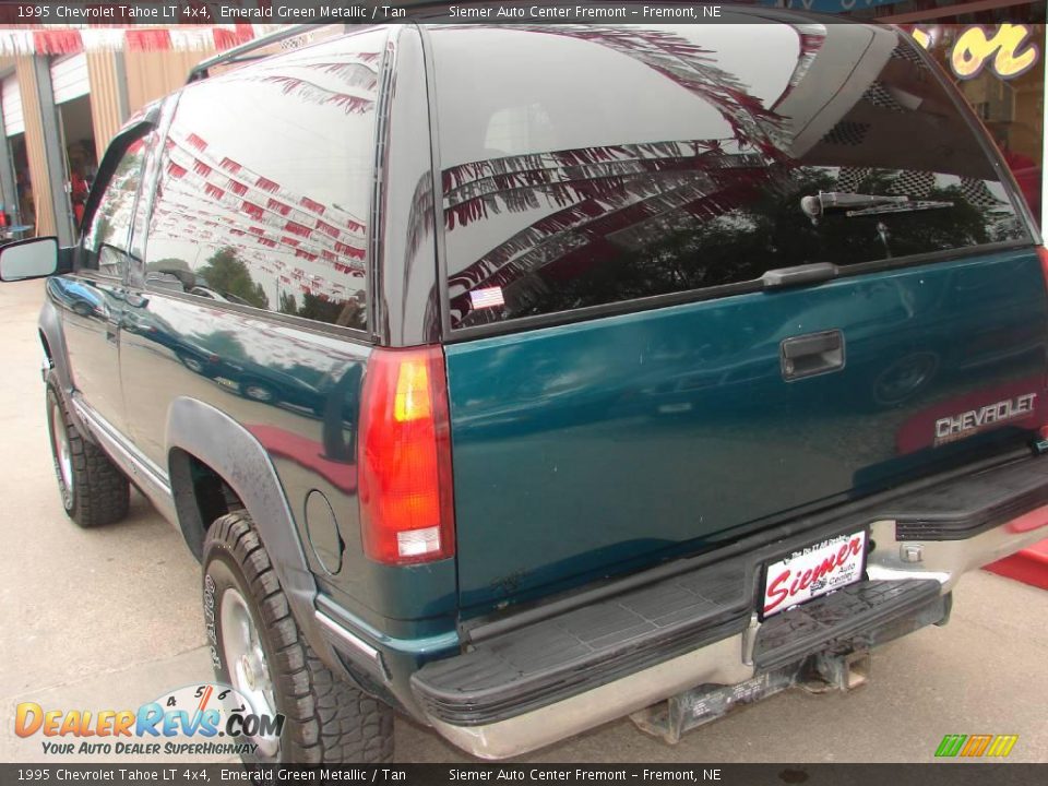 1995 Chevrolet Tahoe LT 4x4 Emerald Green Metallic / Tan Photo #14