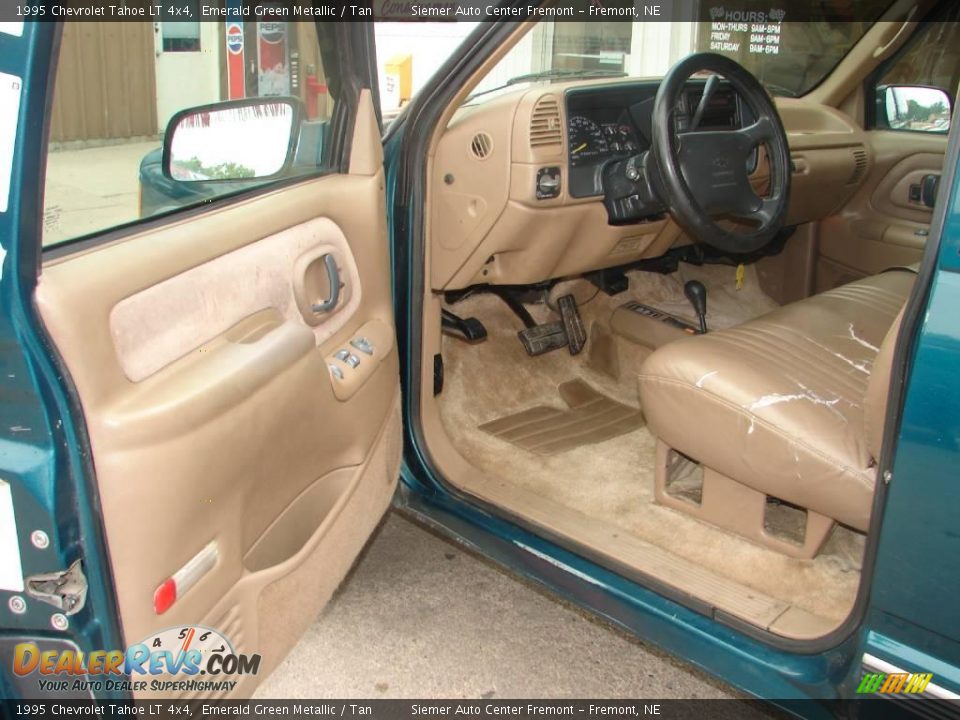 1995 Chevrolet Tahoe LT 4x4 Emerald Green Metallic / Tan Photo #28