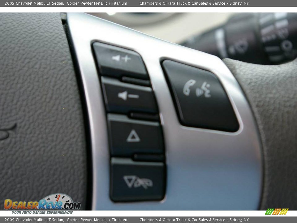 2009 Chevrolet Malibu LT Sedan Golden Pewter Metallic / Titanium Photo #7