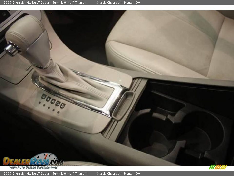 2009 Chevrolet Malibu LT Sedan Summit White / Titanium Photo #11