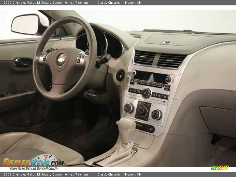 2009 Chevrolet Malibu LT Sedan Summit White / Titanium Photo #14