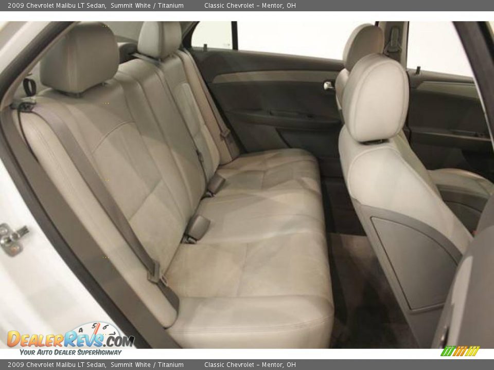 2009 Chevrolet Malibu LT Sedan Summit White / Titanium Photo #16