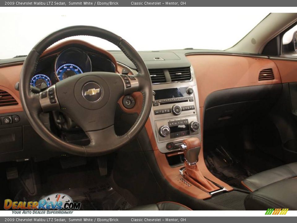 2009 Chevrolet Malibu LTZ Sedan Summit White / Ebony/Brick Photo #10