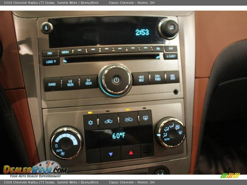 2009 Chevrolet Malibu LTZ Sedan Summit White / Ebony/Brick Photo #13