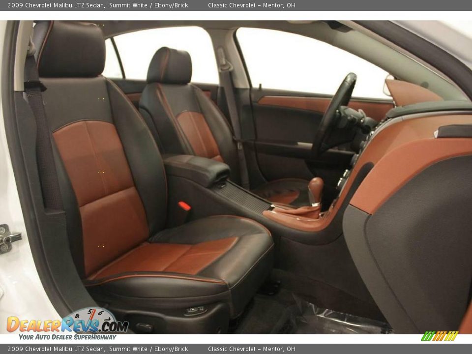 2009 Chevrolet Malibu LTZ Sedan Summit White / Ebony/Brick Photo #16
